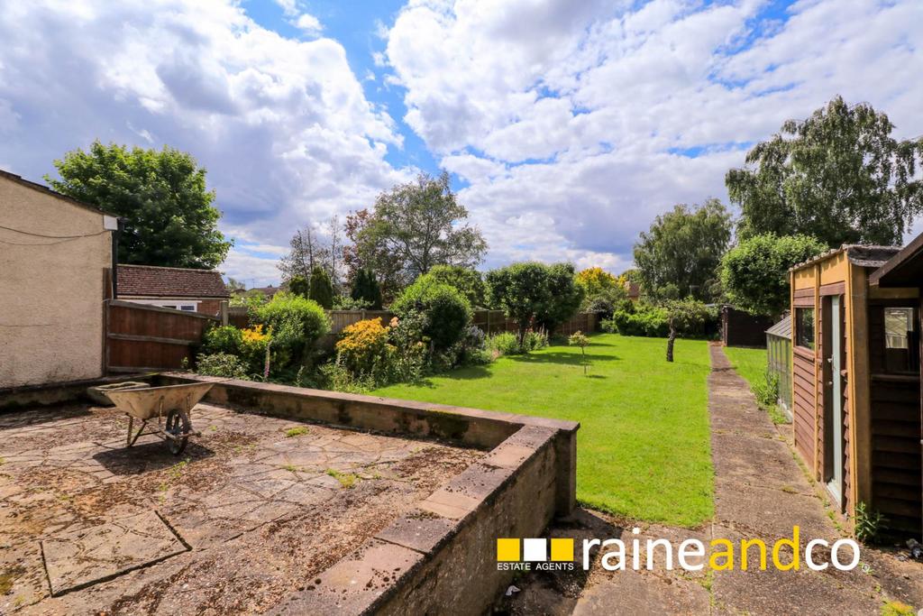 Bullens Green Lane, Colney Heath 3 bed semidetached house for sale £
