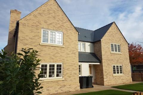 4 bedroom detached house to rent, High Street, Chippenham, Cambs, CB7