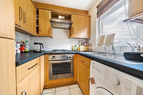1 bedroom flat to rent, Robinson Road Tooting SW17