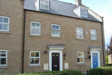 3 bedroom terraced house to rent, Columbine Road, Ely, Cambs, CB6