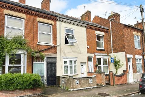3 bedroom terraced house to rent, Leicester LE4
