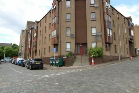 2 bedroom house to rent, Graham Place, Dundee DD4