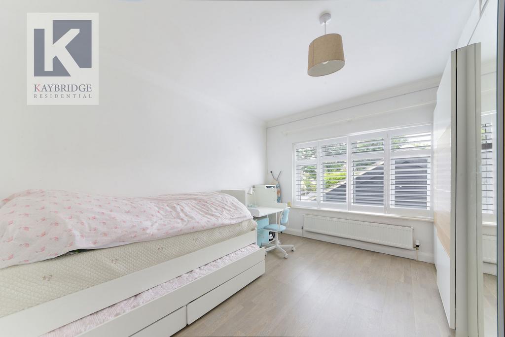 Bradstock Road, Epsom