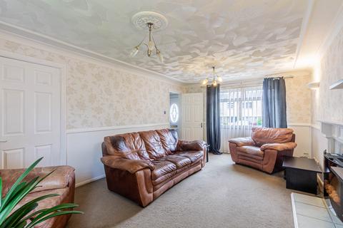 3 bedroom end of terrace house for sale, Sebastian Close, Colchester, CO4