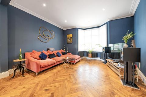 249 Acton Lane, London, W4 5DG