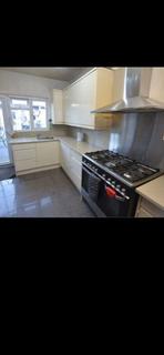7 bedroom end of terrace house for sale, Brent Road, Southall UB2