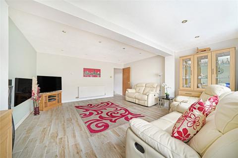 3 bedroom terraced house for sale, Arkley Crescent, Walthamstow, London, E17