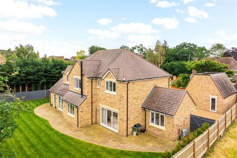 4 bedroom detached house for sale, Bromham Road, Bedford, Bedfordshire, MK40