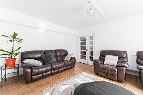2 bedroom flat to rent, Brixton Road, Brixton, London, SW9
