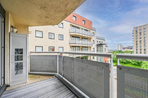 1 bedroom flat for sale, Wards Wharf Approach, E16, Royal Docks, London, E16