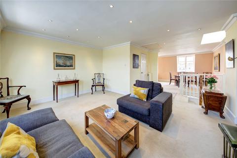 2 bedroom penthouse for sale, Cadogan Place, London, Kensington and Chelsea, SW1X