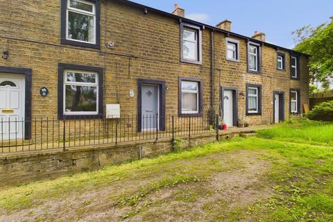 2 bedroom terraced house to rent, Thompson's Terrace, Carleton, BD23