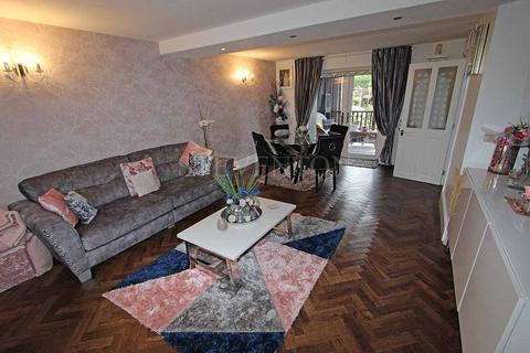 3 bedroom end of terrace house for sale, Cannock Road, Westcroft, Wolverhampton, WV10