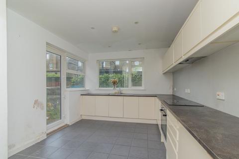 18 Arthur Road, Margate, CT9 2EN