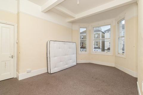 18 Arthur Road, Margate, CT9 2EN