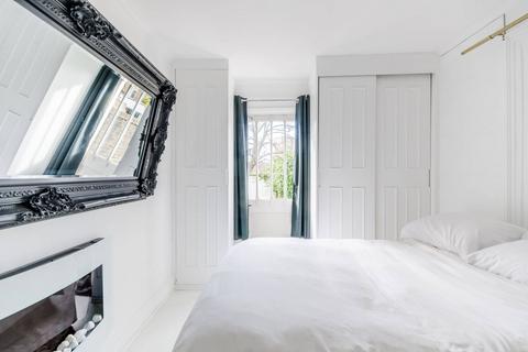 2 bedroom flat to rent, Fulham Road, Fulham Broadway, London, SW6
