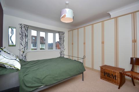 1 bedroom flat to rent, Henconner Lane, Leeds LS7