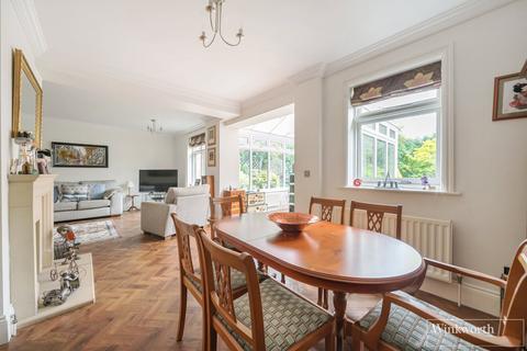 4 bedroom terraced house for sale, London Road, Windlesham, Surrey, GU20