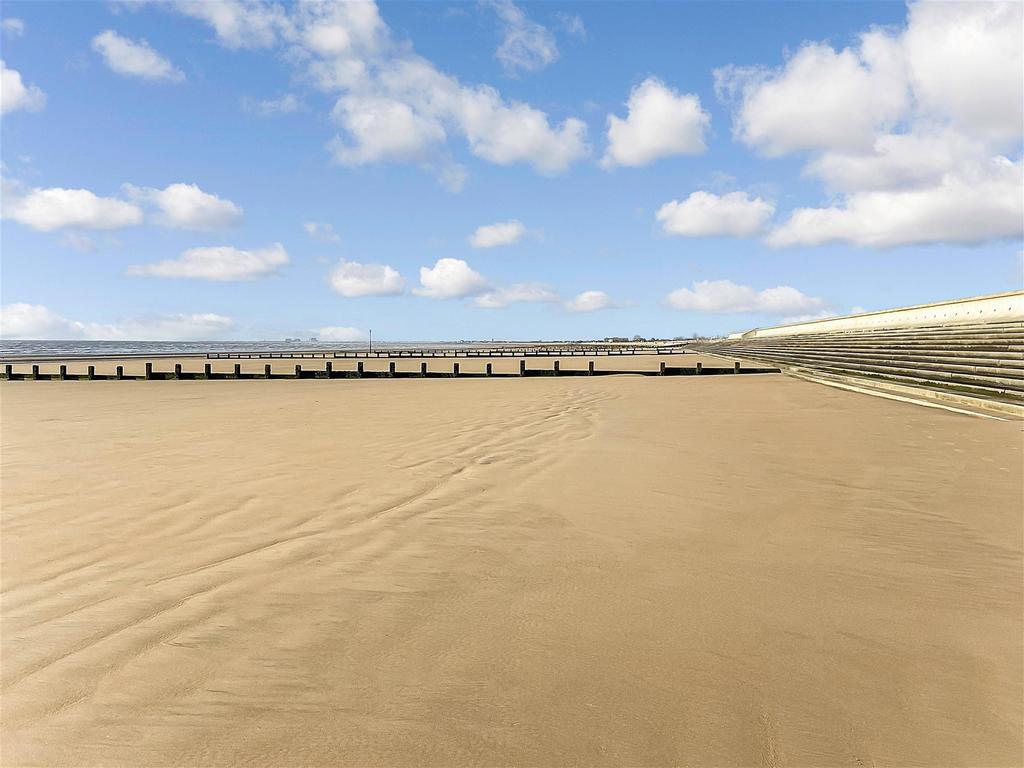 Dymchurch Beach