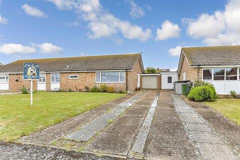 10 Beverley Gardens, Dymchurch, Romney Marsh, TN29 0UJ