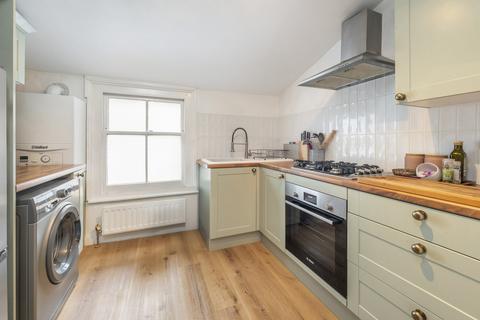 1 bedroom flat for sale, Friern Road,  London, SE22