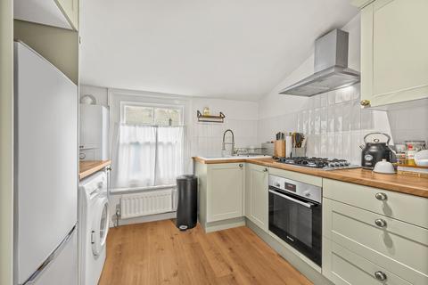 1 bedroom flat for sale, Friern Road,  London, SE22