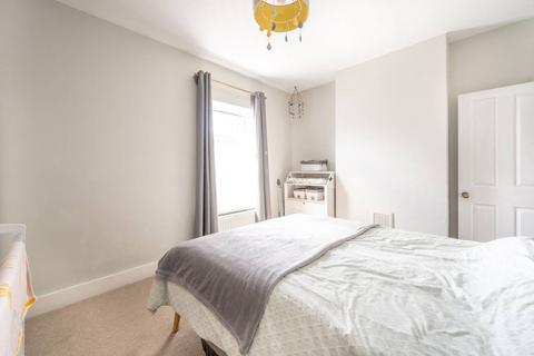 41 Davis Street, London, E13 9EE