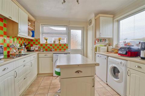 2 bedroom bungalow for sale, Great Clacton CO15