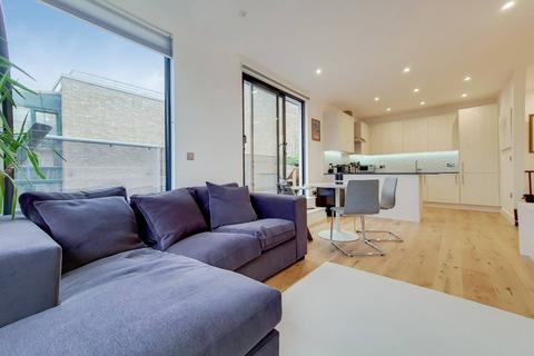 2 bedroom flat to rent, Ensign Street, Tower Hill, London, E1