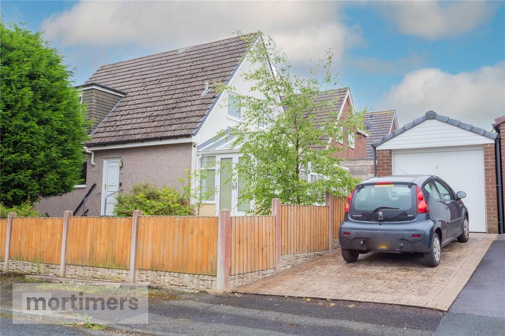 Driveway/Garage