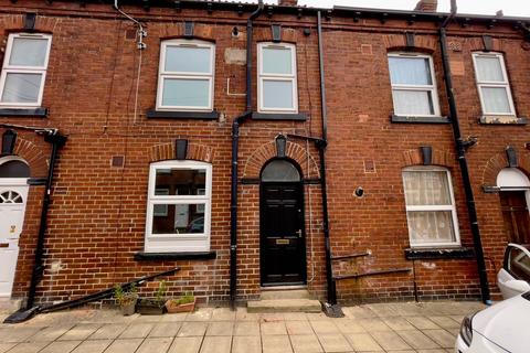 1 bedroom terraced house to rent, Barden Mount, Leeds, West Yorkshire, LS12