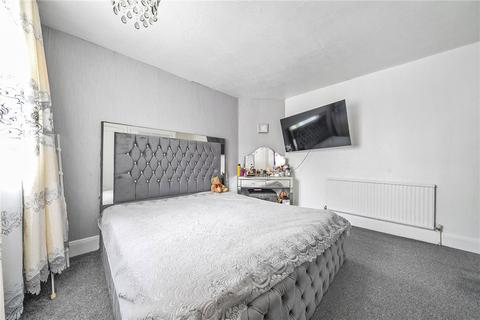 2 bedroom apartment for sale, Avery Hill Road, London