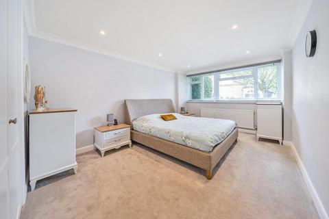 2 bedroom flat for sale, Daylesford Avenue, Putney