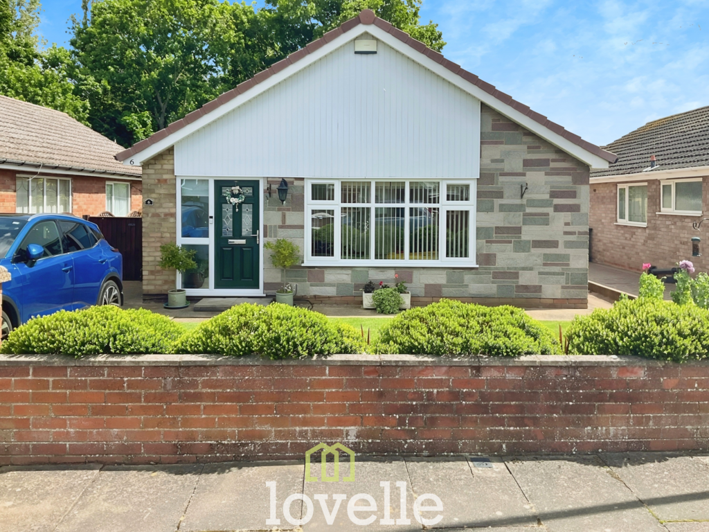 Carlton Close, Cleethorpes DN35 3 bed detached bungalow for sale £250,000