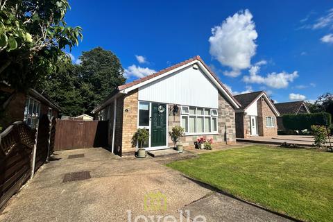 3 bedroom detached bungalow for sale, Carlton Close, Cleethorpes DN35