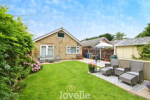 3 bedroom detached bungalow for sale, Carlton Close, Cleethorpes DN35