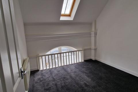1 bedroom apartment to rent, Meyrick Street, Pembroke Dock SA72
