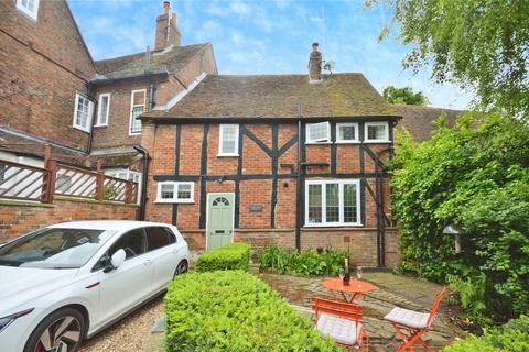 2 bedroom terraced house for sale, Parsons Fee, Buckinghamshire HP20