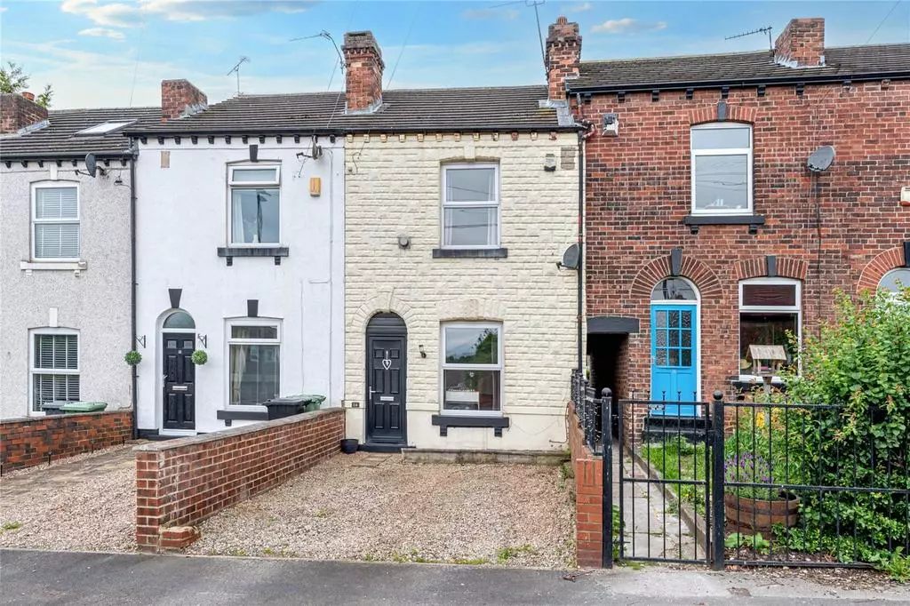 2 bedroom terraced house for sale