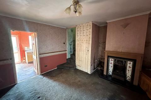 2 bedroom end of terrace house for sale, 30 Barr Street, Dudley, DY3 2LZ