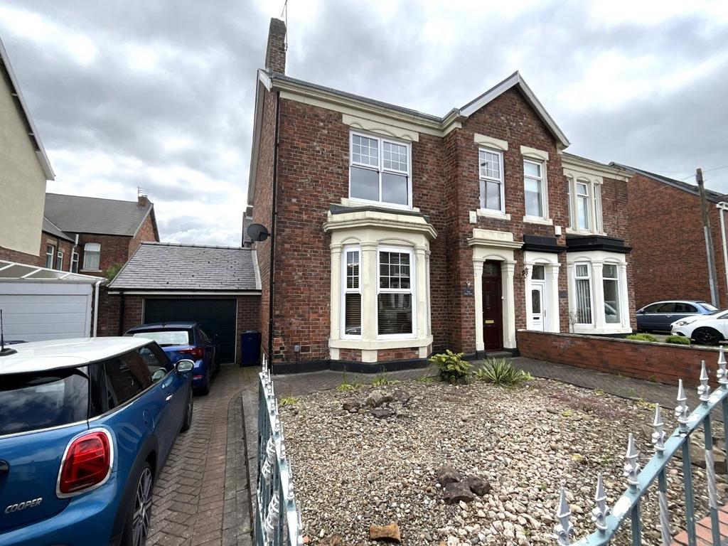 Kent Villas, Jarrow, Tyne and Wear, NE32 4 bed semidetached house for sale £285,000