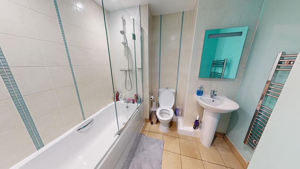 17 Mary&#39;s Gate Bathroom