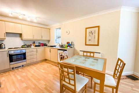 2 bedroom flat for sale, Hadfield Close, Manchester, Greater Manchester, M14