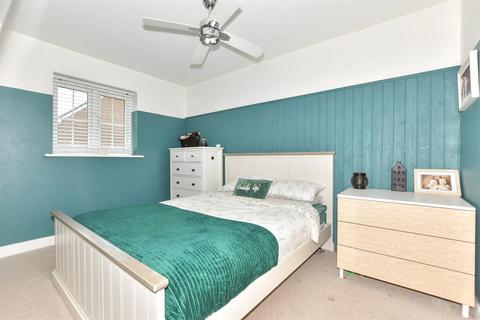 3 bedroom semi-detached house for sale, Sholden Drive, Deal, Kent