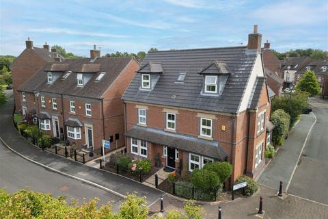 5 bedroom detached house for sale, Stalbridge Drive, Sandymoor