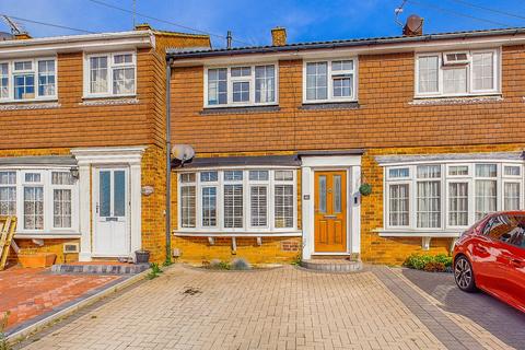 3 bedroom terraced house for sale, Wells Road, Strood, Rochester ME2 2QW