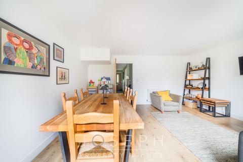 4 Chestnut Rise, Witnesham, Ipswich, IP6 9HQ