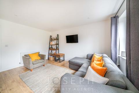 4 Chestnut Rise, Witnesham, Ipswich, IP6 9HQ