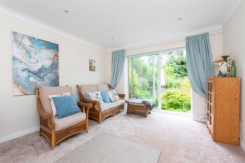 4 bedroom detached house for sale, Roundway, Camberley, Surrey, GU15