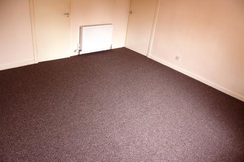 2 bedroom flat to rent, Gladstone Place, Laurencekirk AB30